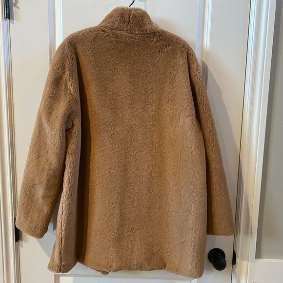 Express Light Brown Faux Fur Coat Size Medium NWT - Picture 8 of 14